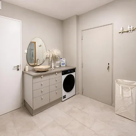 Mediterranean Haven - Carre Dor -